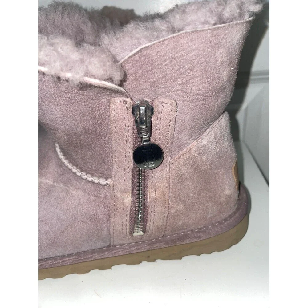 UGG Bailey Zip Mini Women's Sheepskin Boots size 7 Dusty Rose